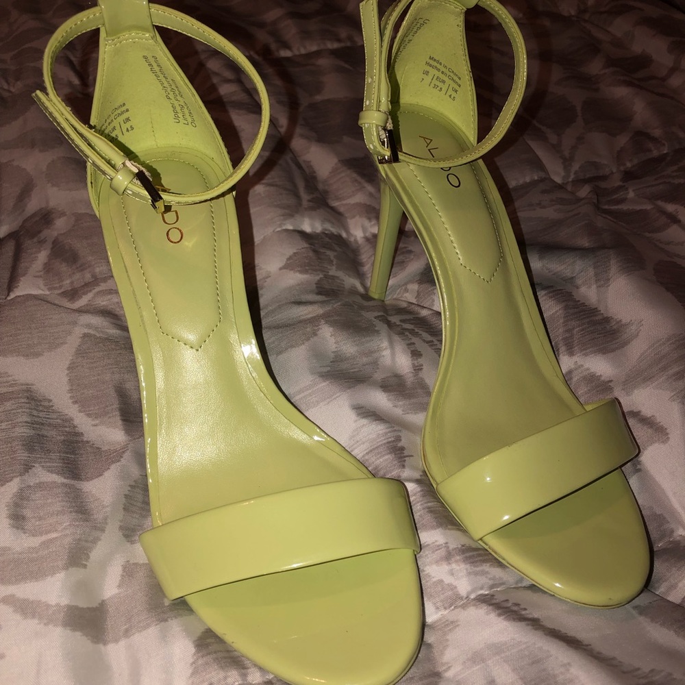 ALDO High heel Lime Green color